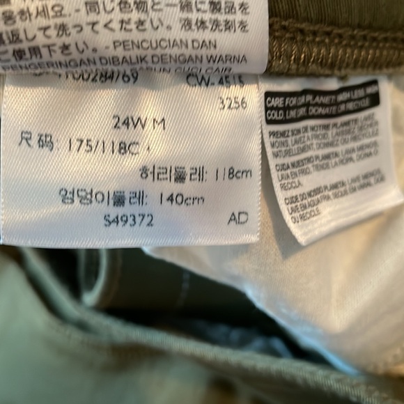 NWT Levi Perfectly Shaping Pull On Legging SZ 24W Green Mid Rise - Picture 12 of 13